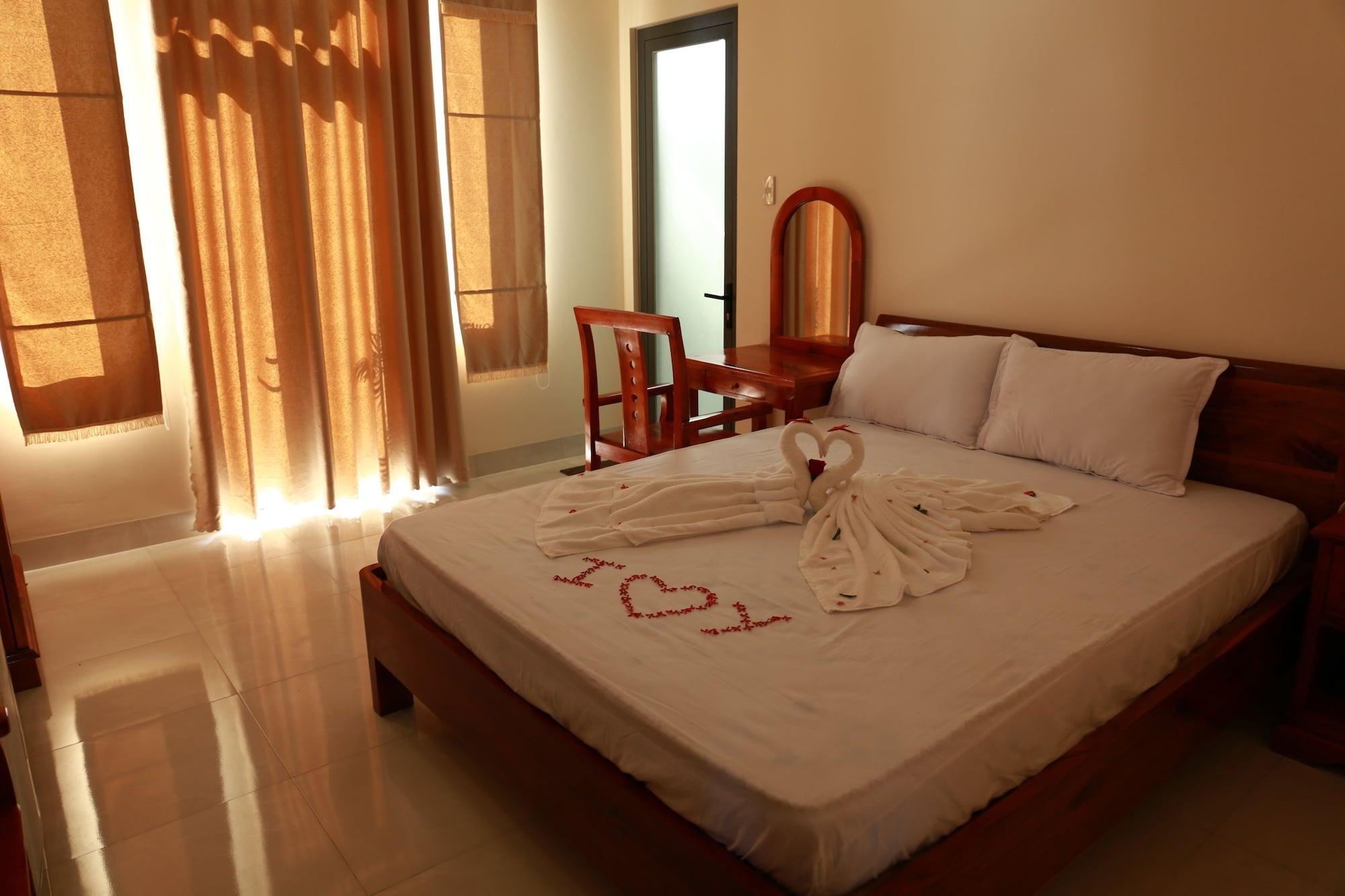 Hotel Lien Thong *