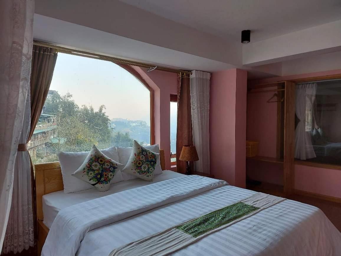 Scenery Hotel 2*