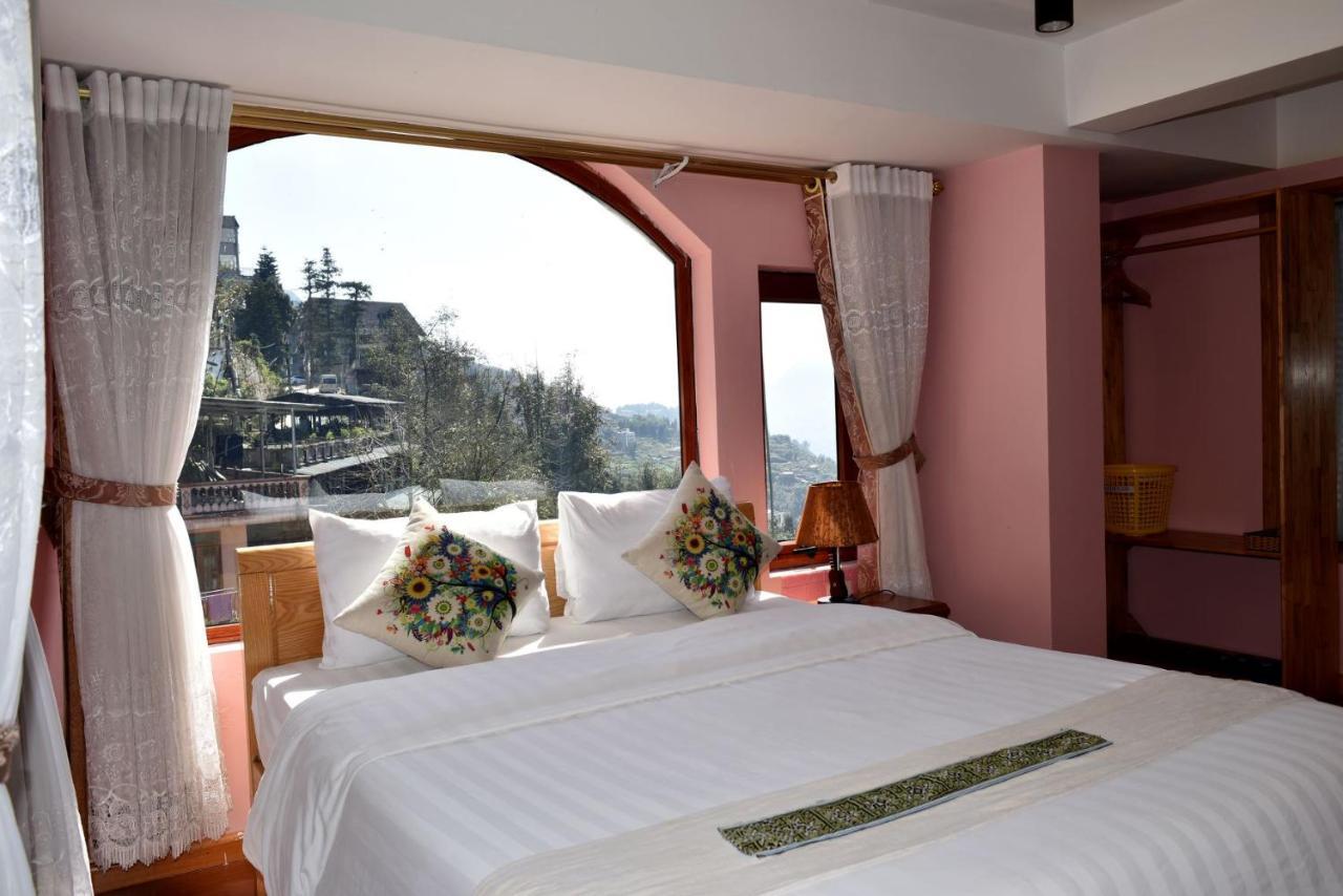 Scenery Hotel
