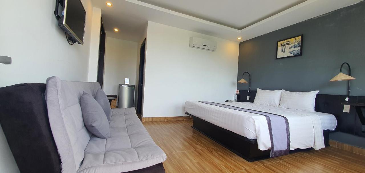 Resort The Hill