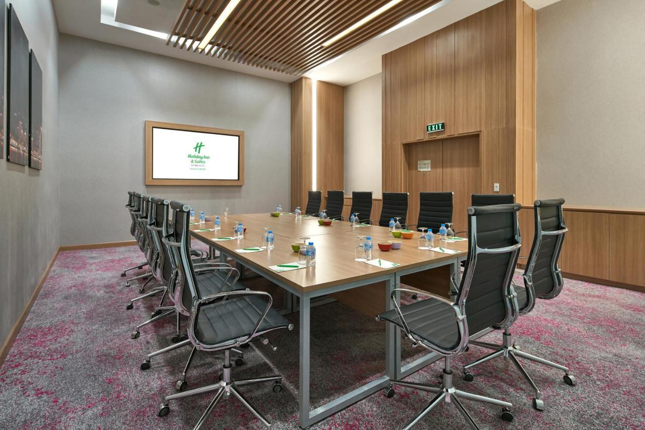 & Saigon Airport By Ihg Ho Chi Minh City