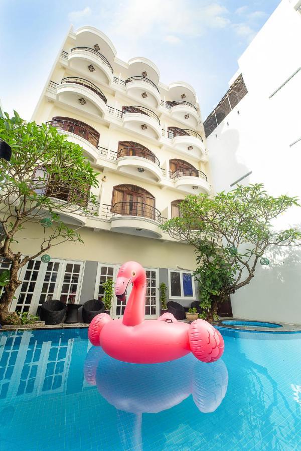 Khách sạn Gold Coast