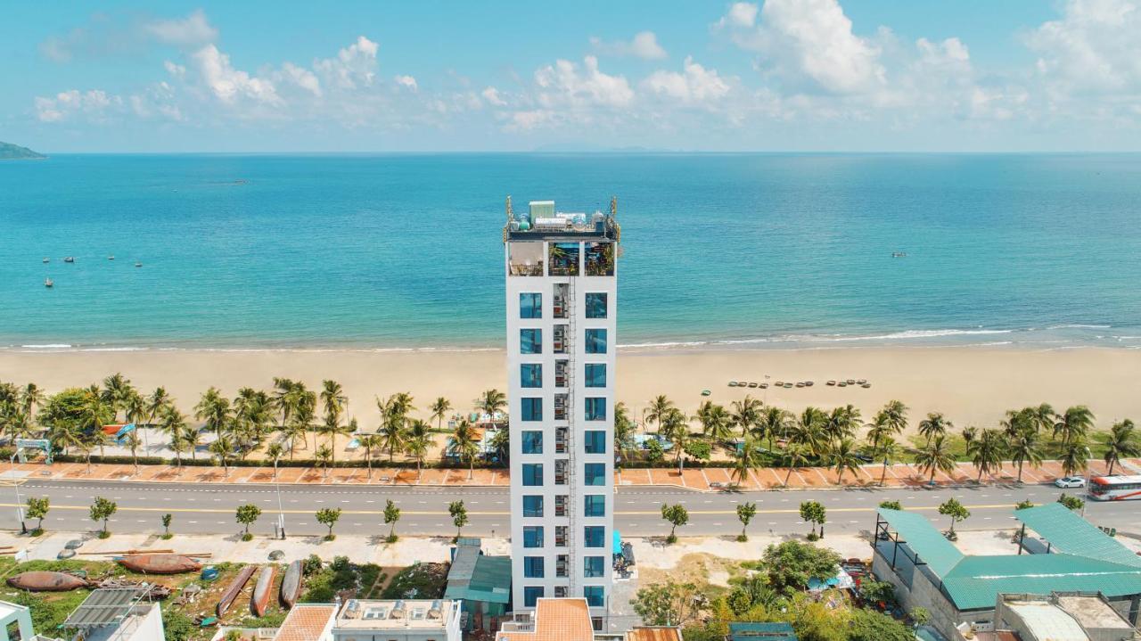 Seashore & Hotel Da Nang