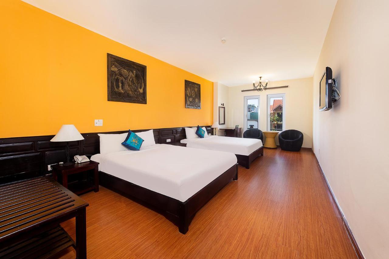 Khách sạn Gold Coast 3*