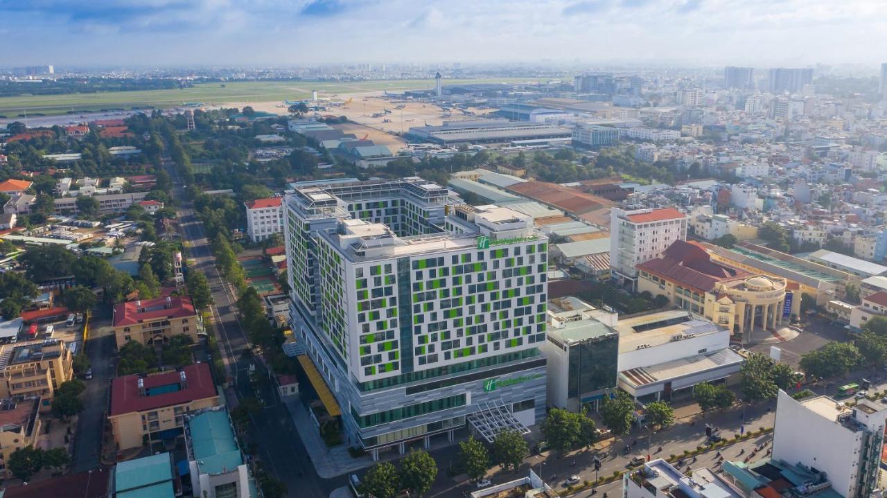 & Saigon Airport By Ihg Hotel