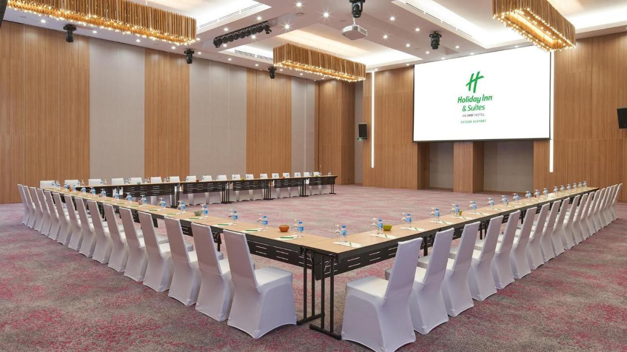 & Saigon Airport By Ihg