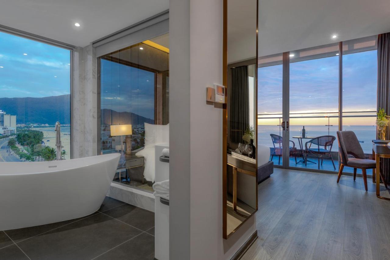 Le Sands Oceanfront