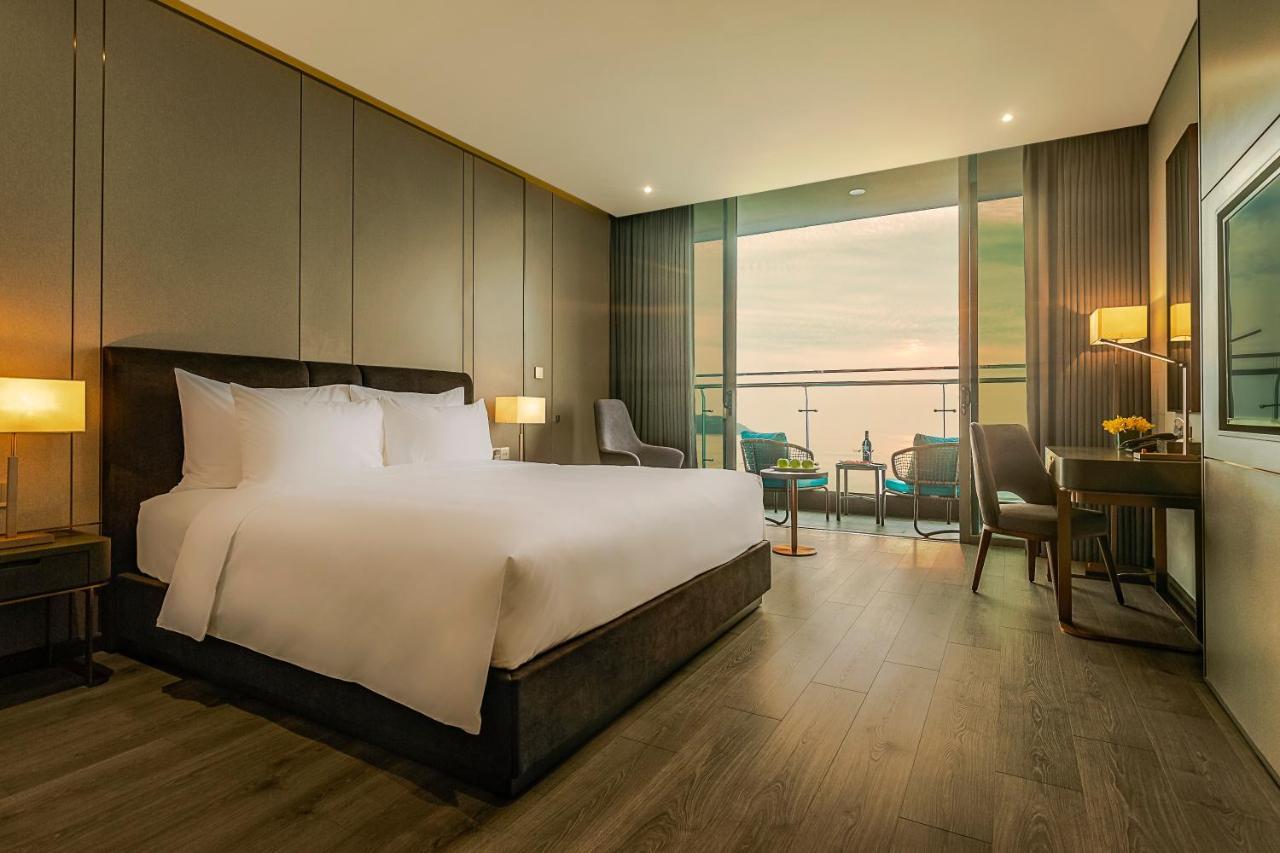 Le Sands Oceanfront Hotel 4*