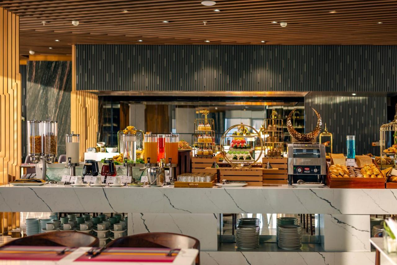 Le Sands Oceanfront Hotel 4*
