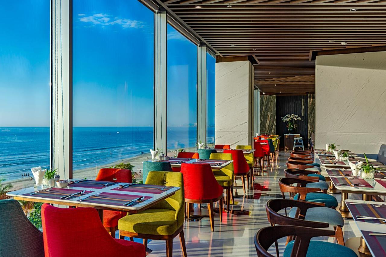 Le Sands Oceanfront Hotel Da Nang
