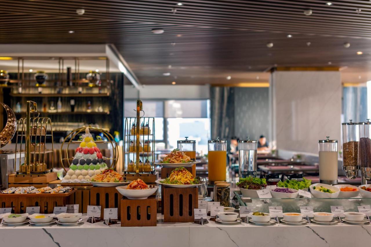 Hotel Le Sands Oceanfront Da Nang
