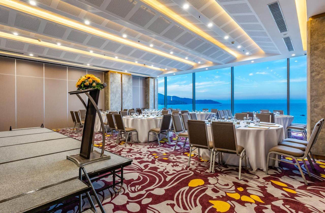 Le Sands Oceanfront 4* Da Nang