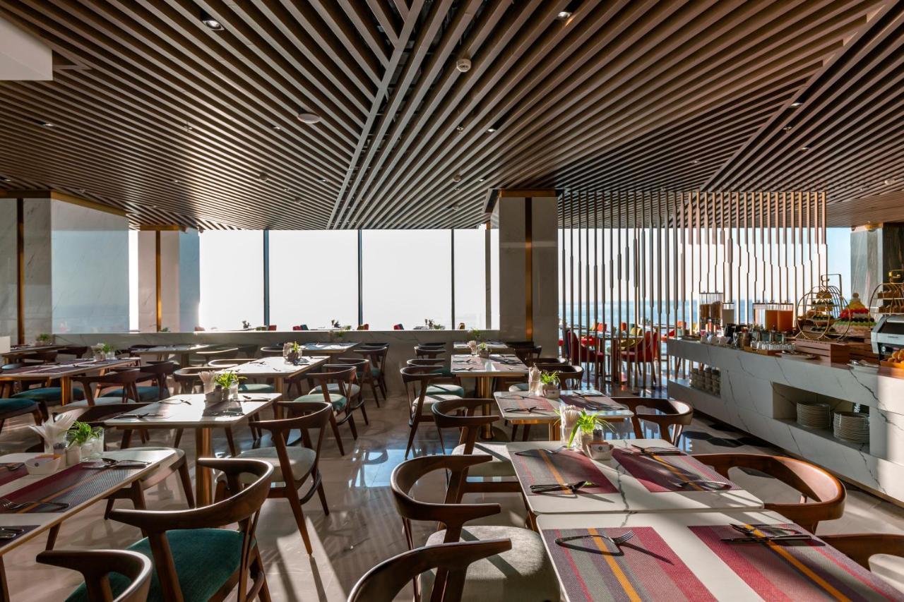 Le Sands Oceanfront