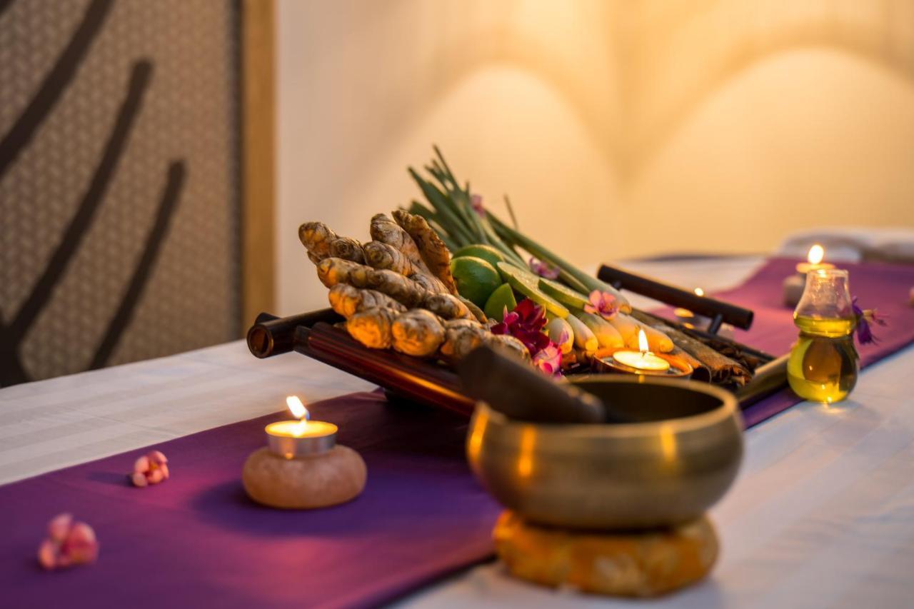 Resort L'azure And Phu Quoc