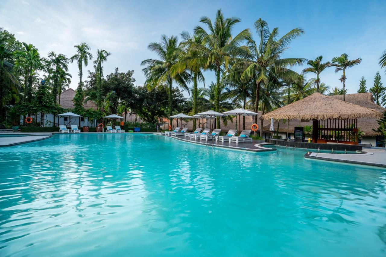 Resort L'azure And