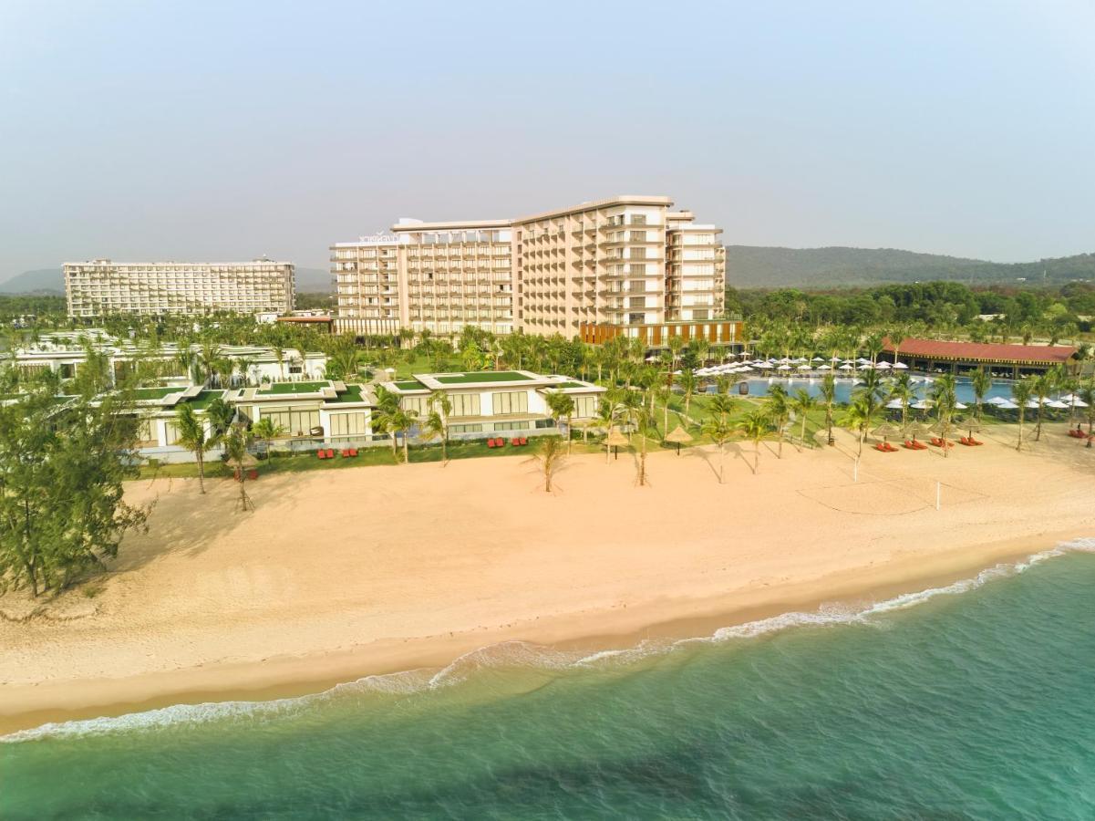 Moevenpick Waverly Resort
