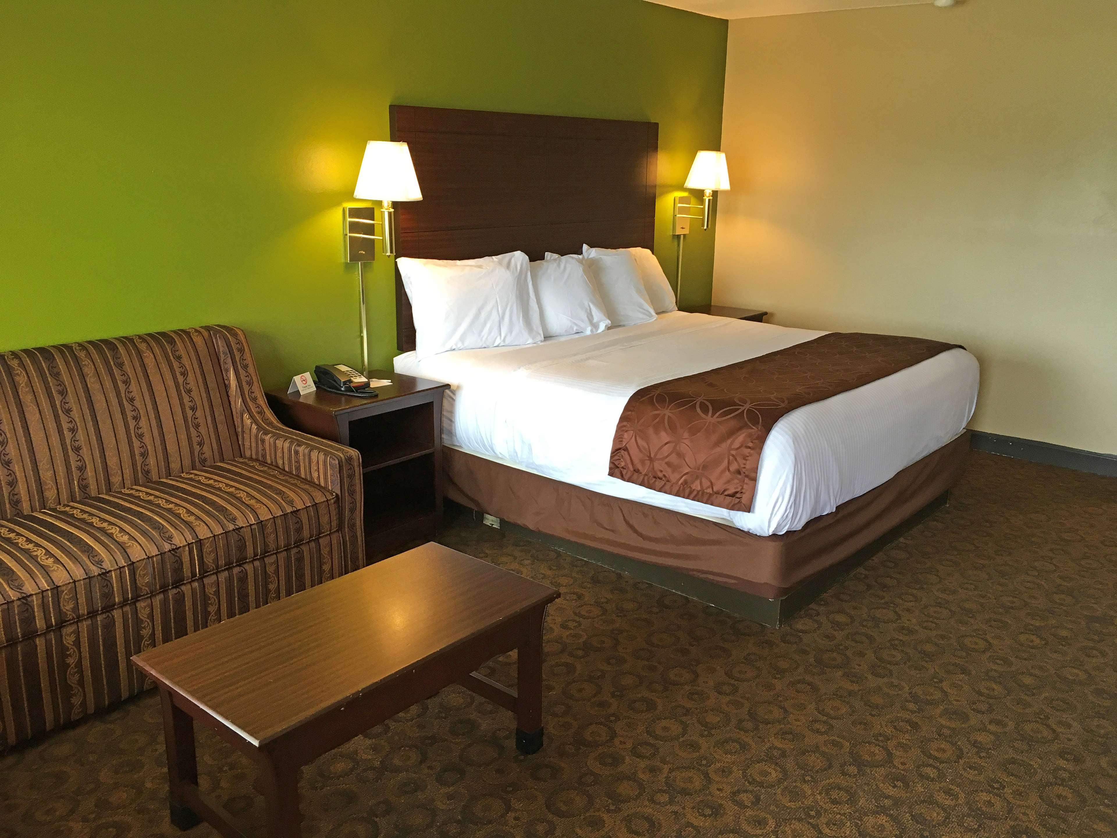Sofitel Legend Metropole Hotel 5*
