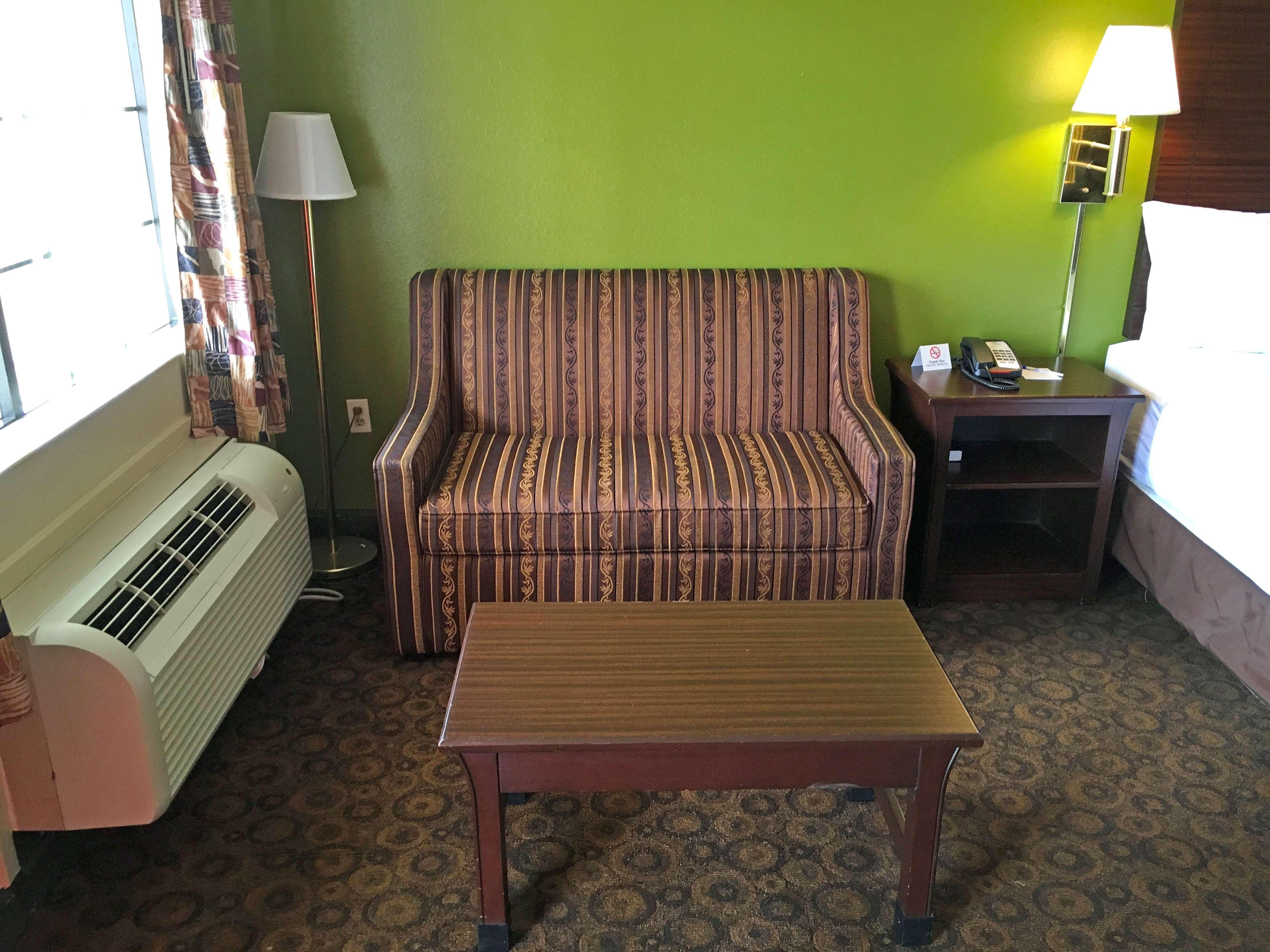 Sofitel Legend Metropole 5*