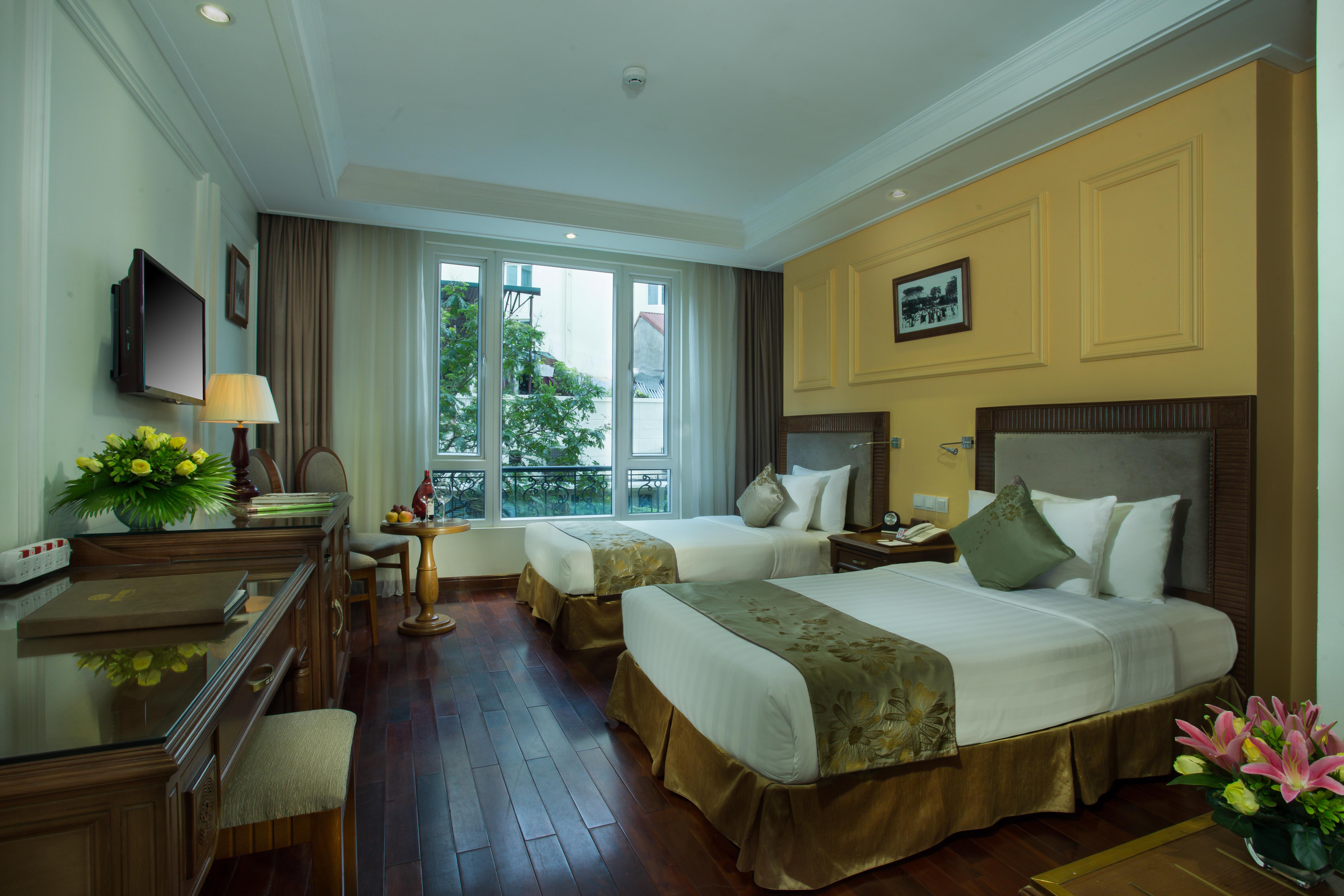 Pearl Hotel