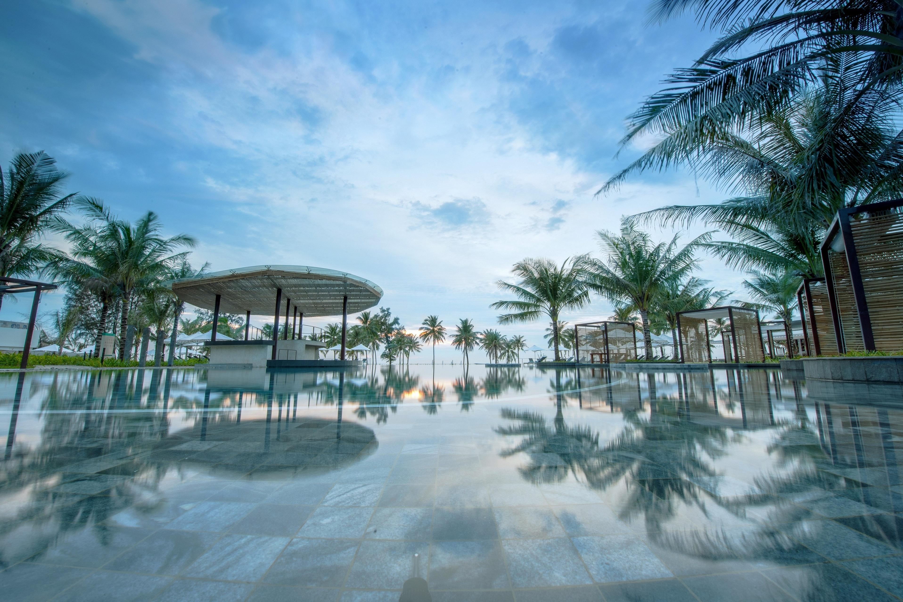 Sol Beach House 5*