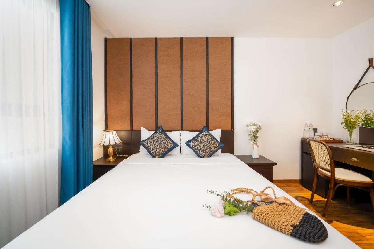 Senorita Boutique 4*