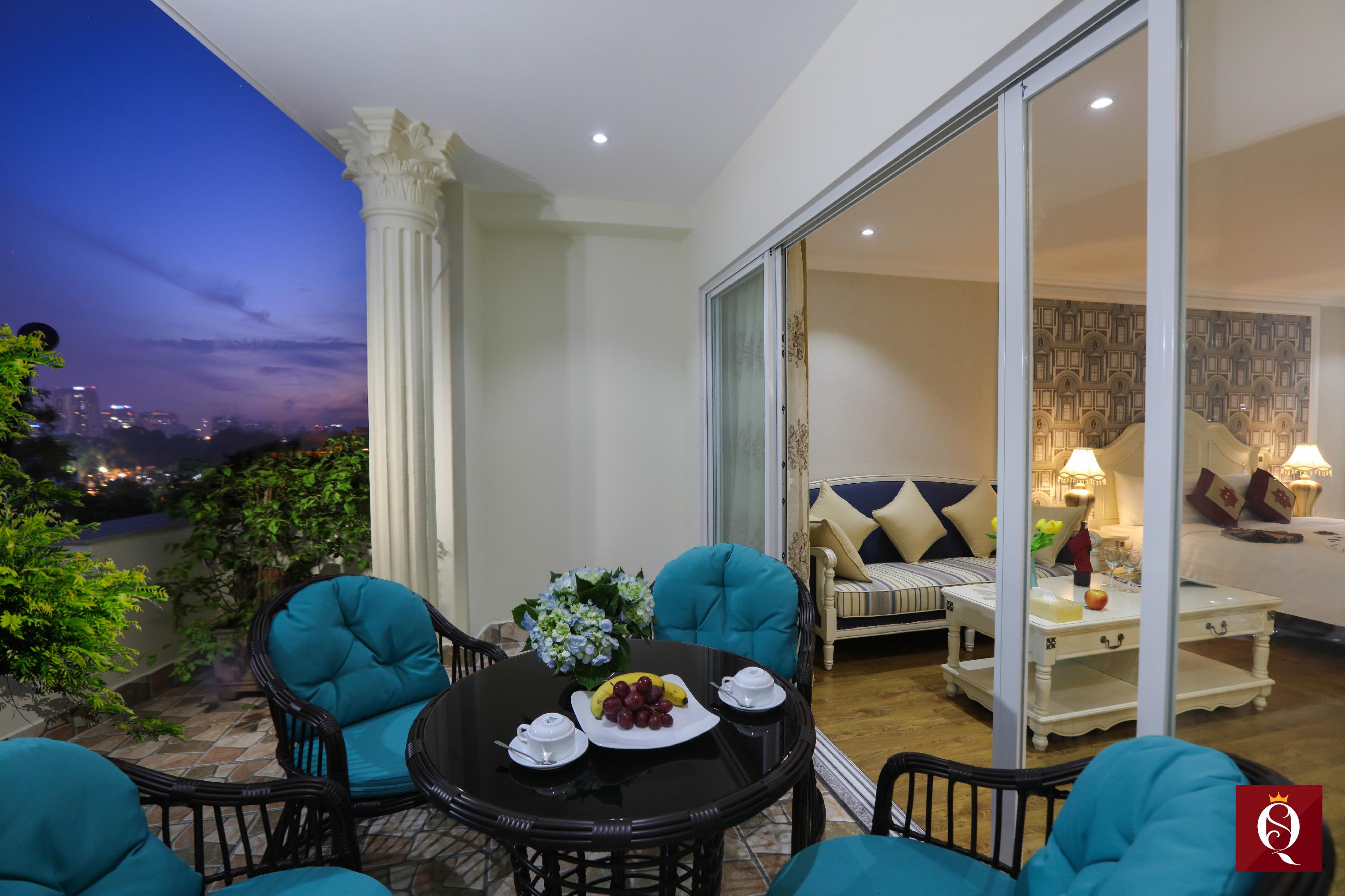 Silk Queen Grand Khách sạn 5*