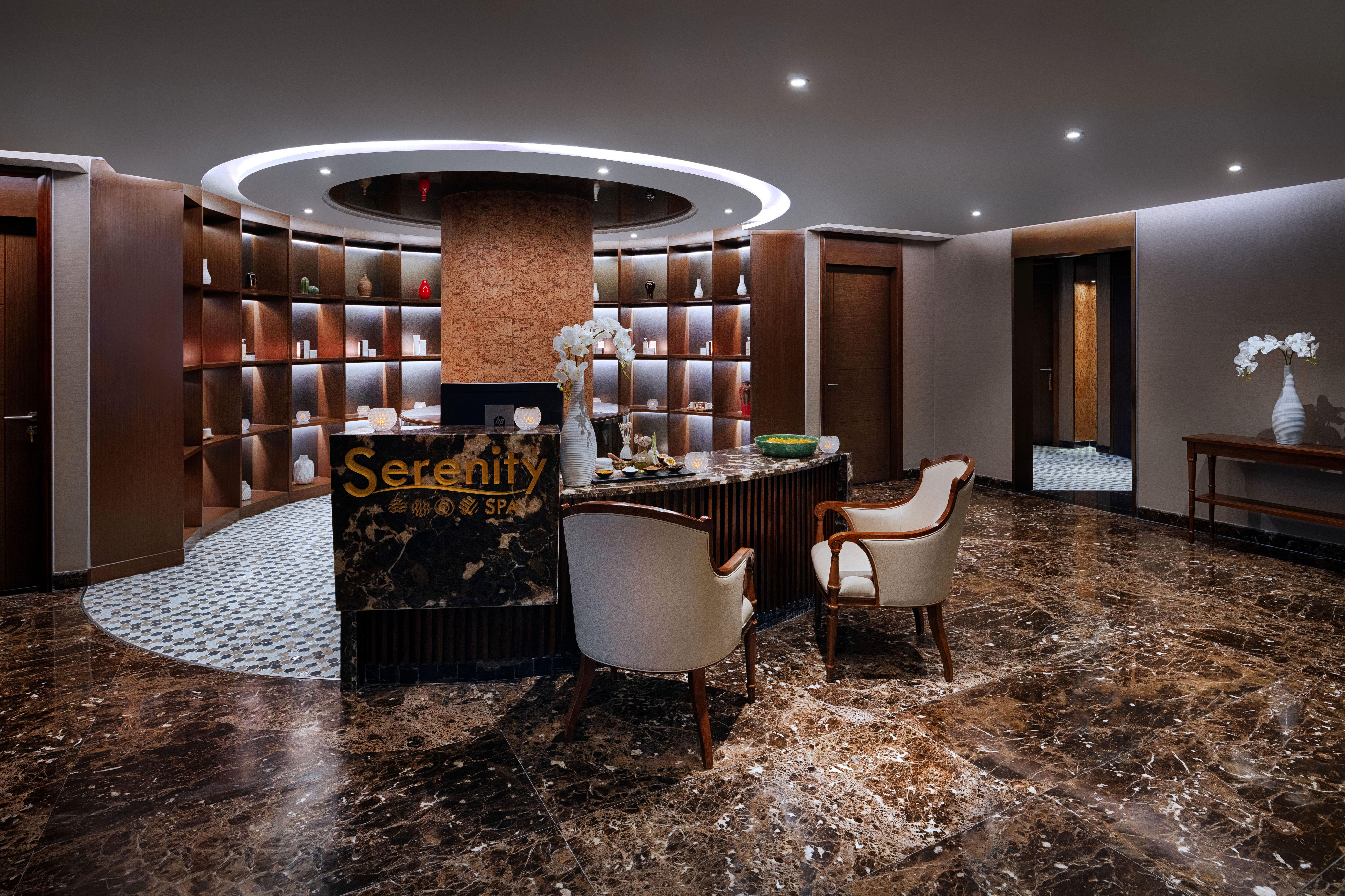 Khách sạn Four Points By Sheraton