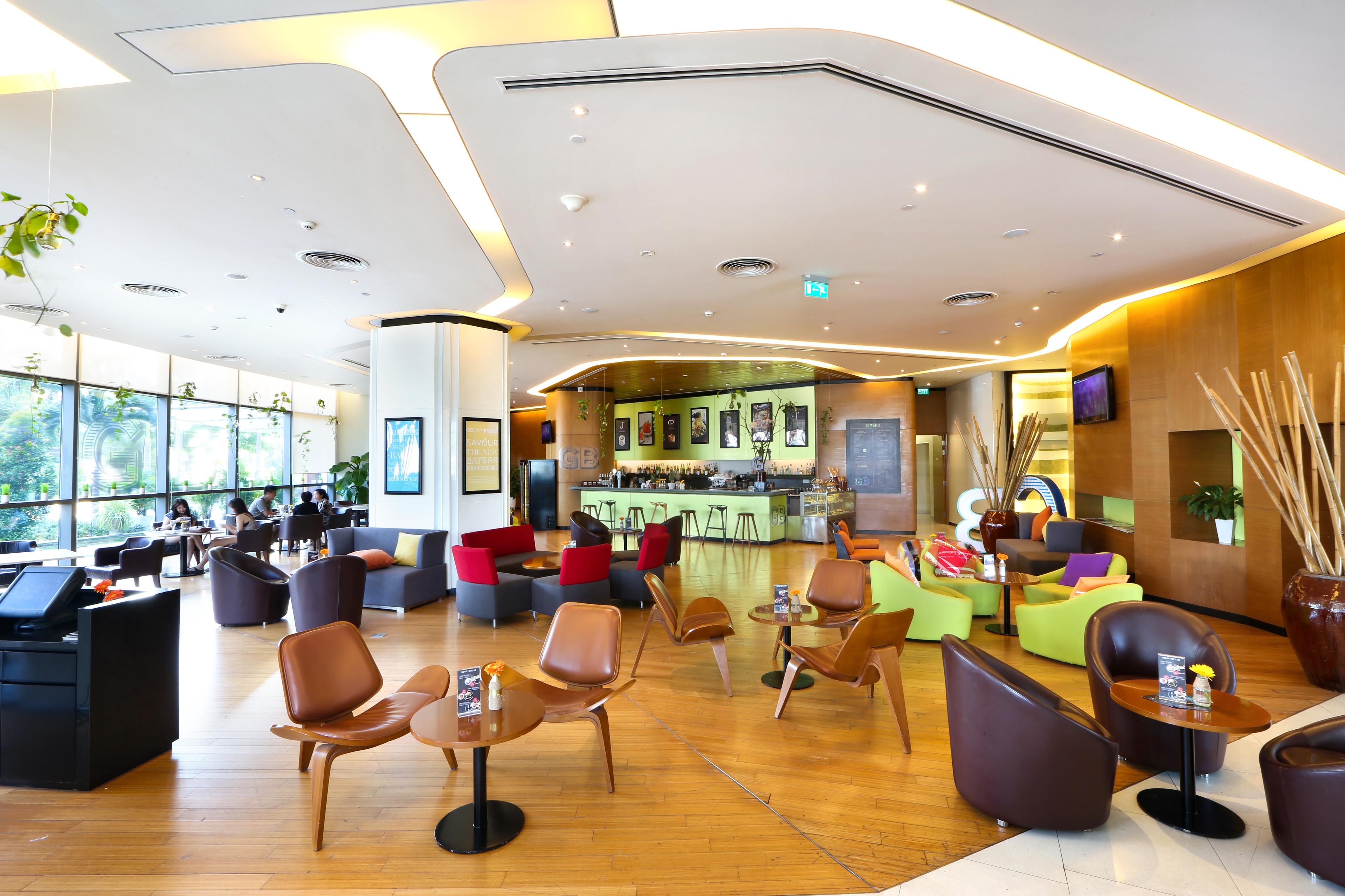 Novotel Premier River 5*