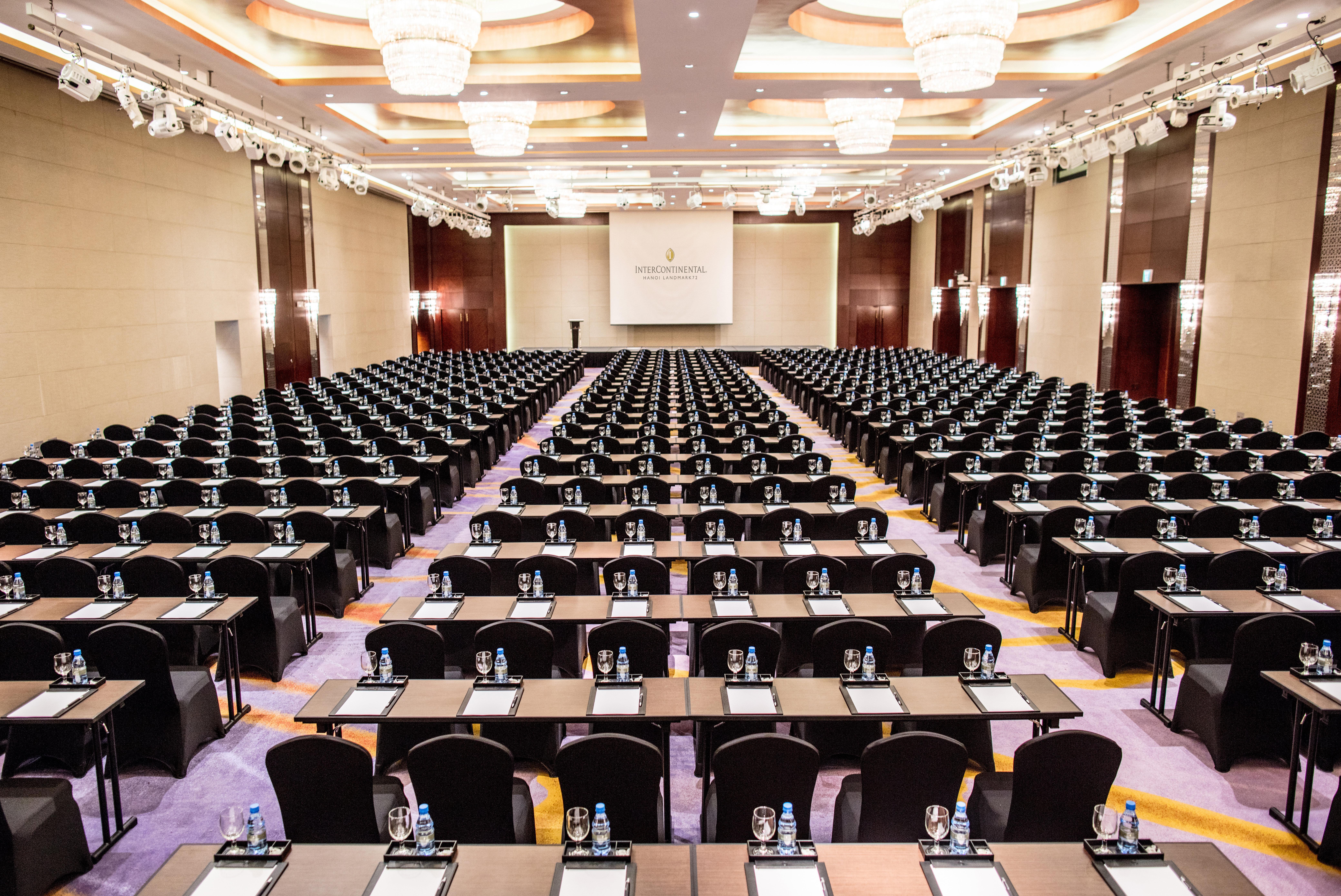 Intercontinental Landmark72 By Ihg 5*