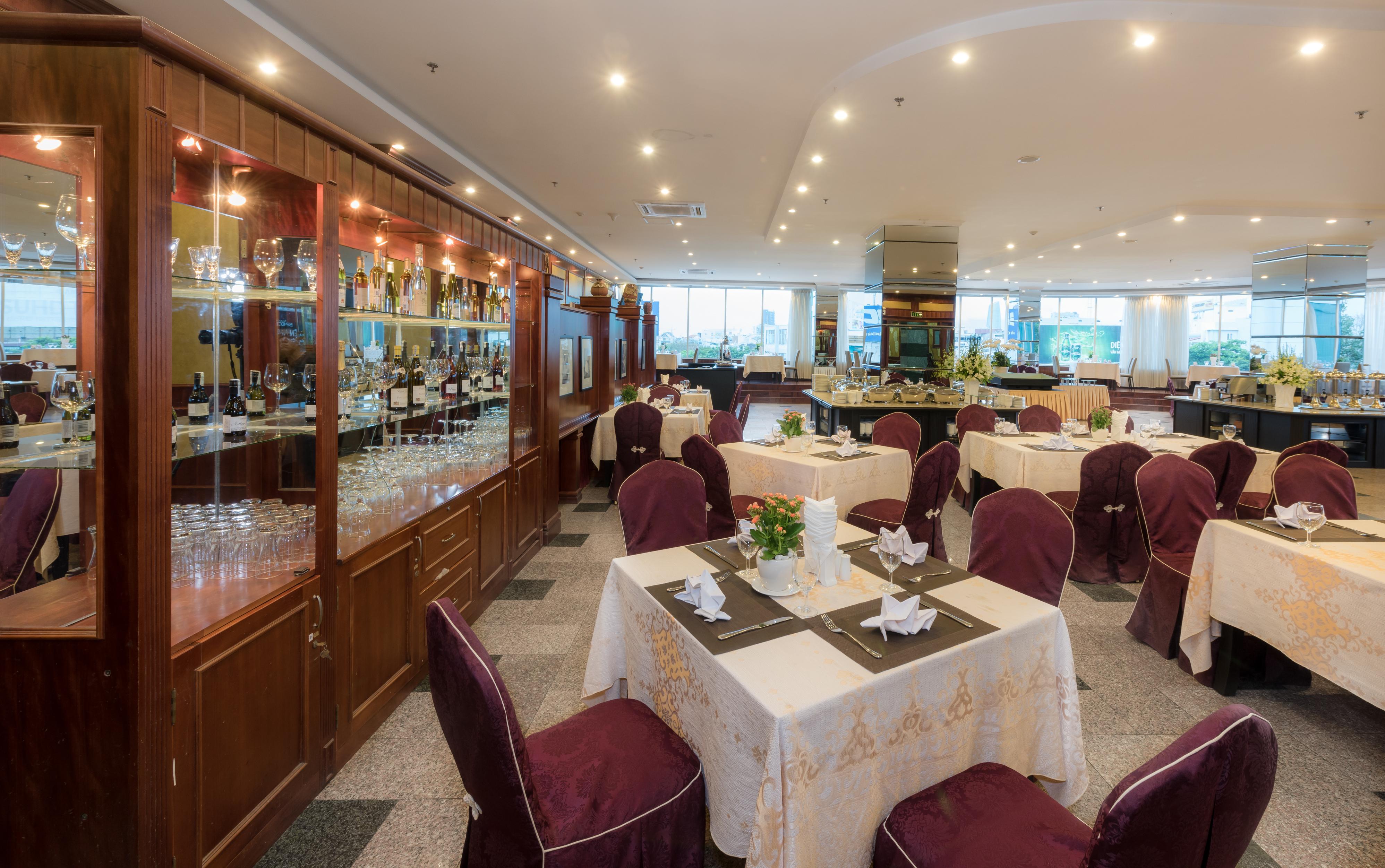 Hotel Muong Thanh Luxury Song 5*