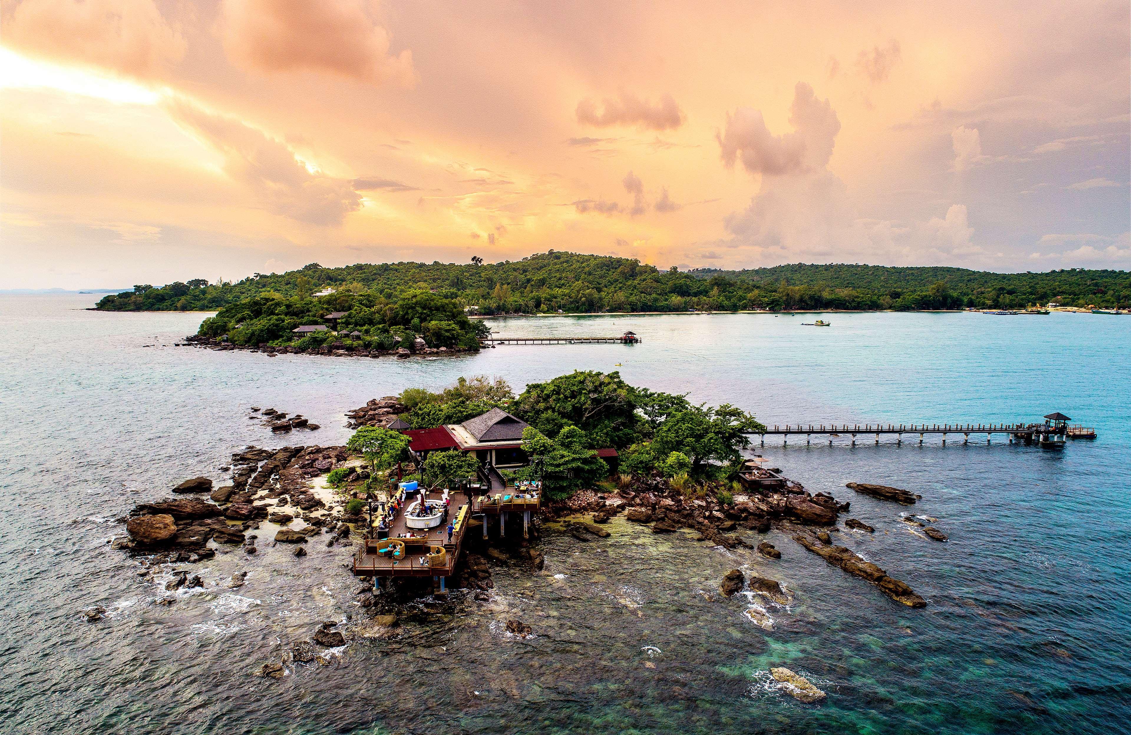 Nam Nghi Coral Peninsula