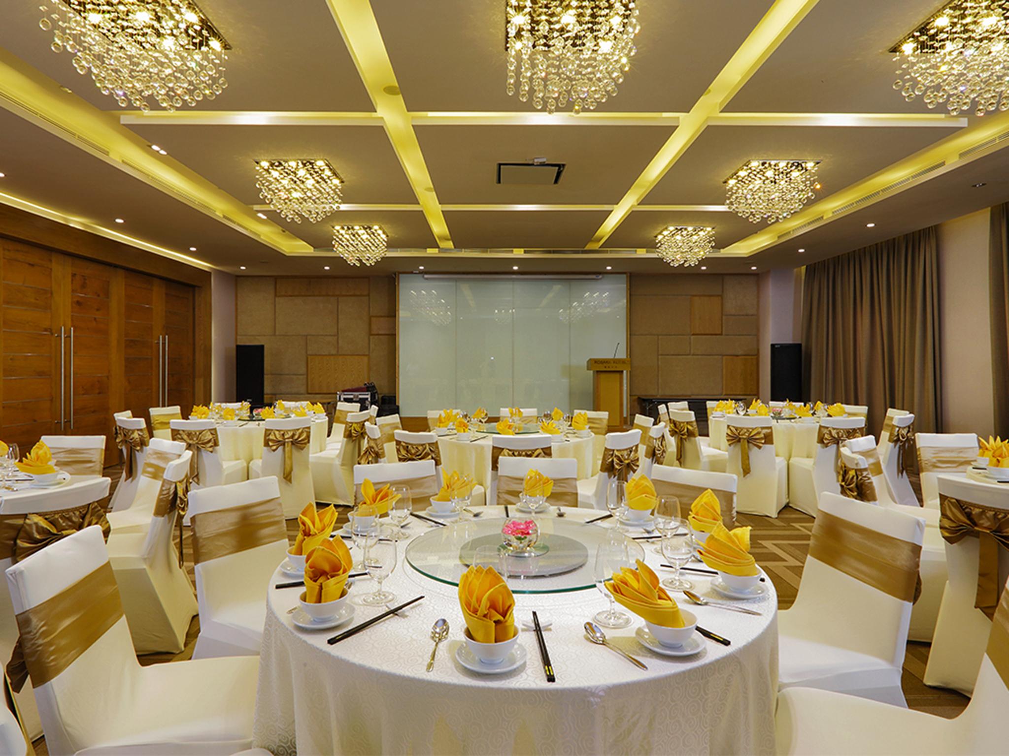 Rosaka Hotel Nha Trang