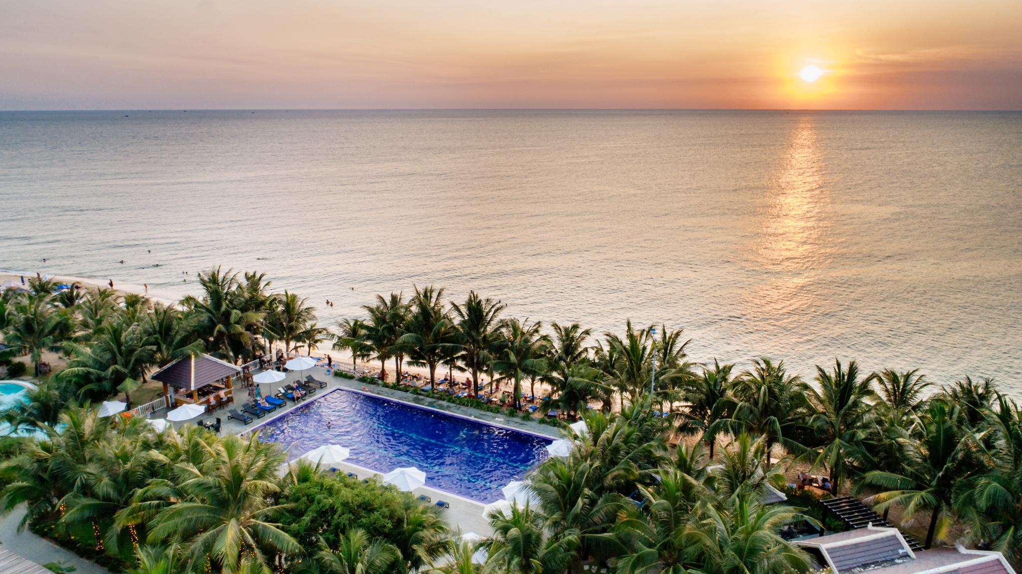 Resort Amarin & 4*