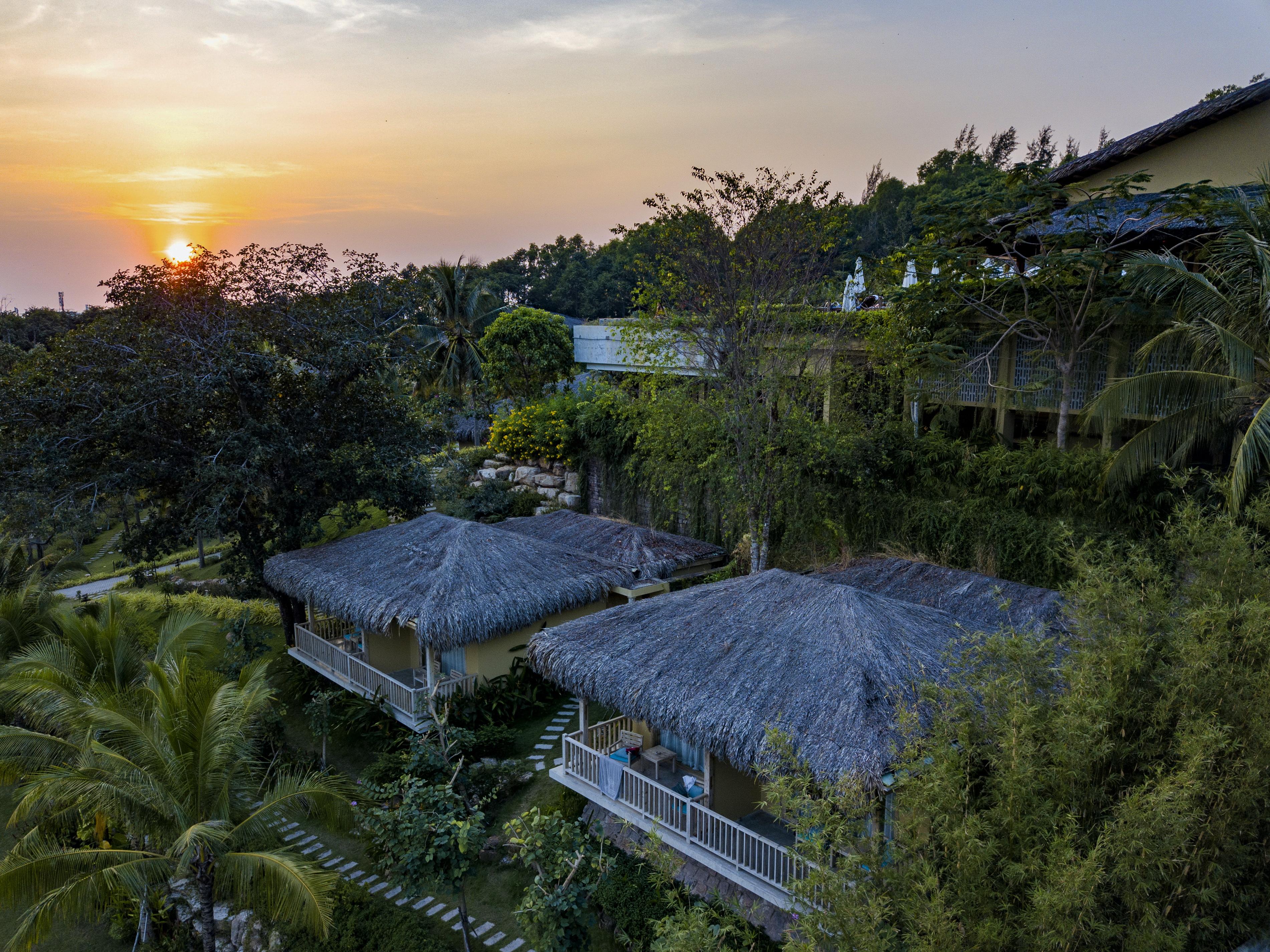 Lahana & Resort