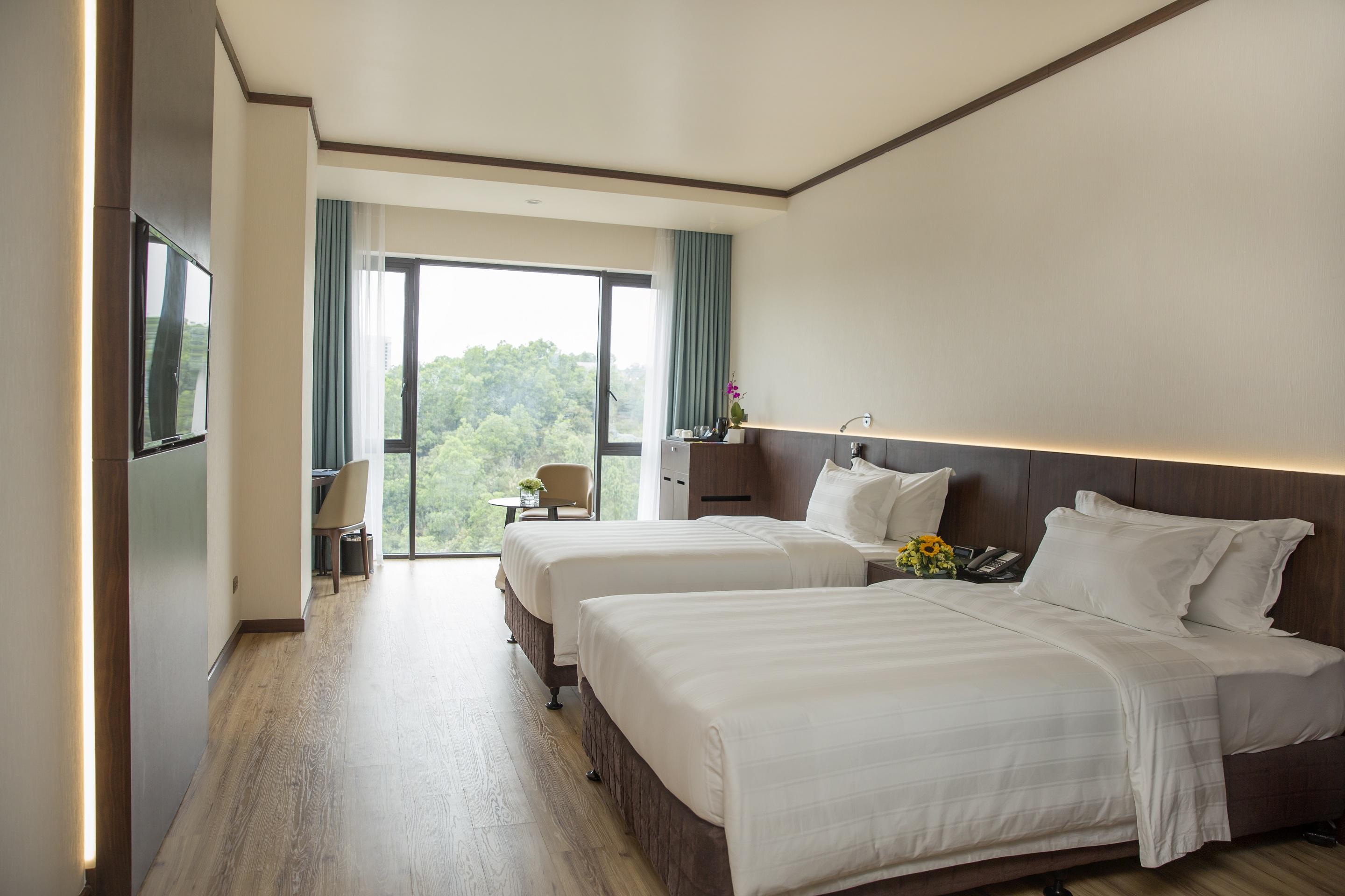 Wyndham Legend Halong Hotel