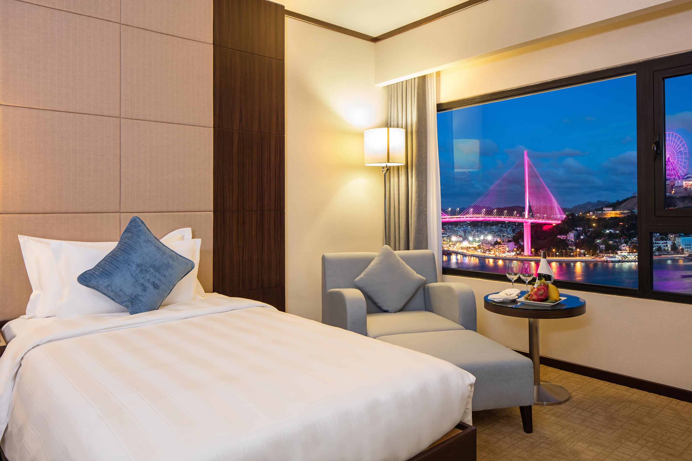 Wyndham Legend Halong Ha Long