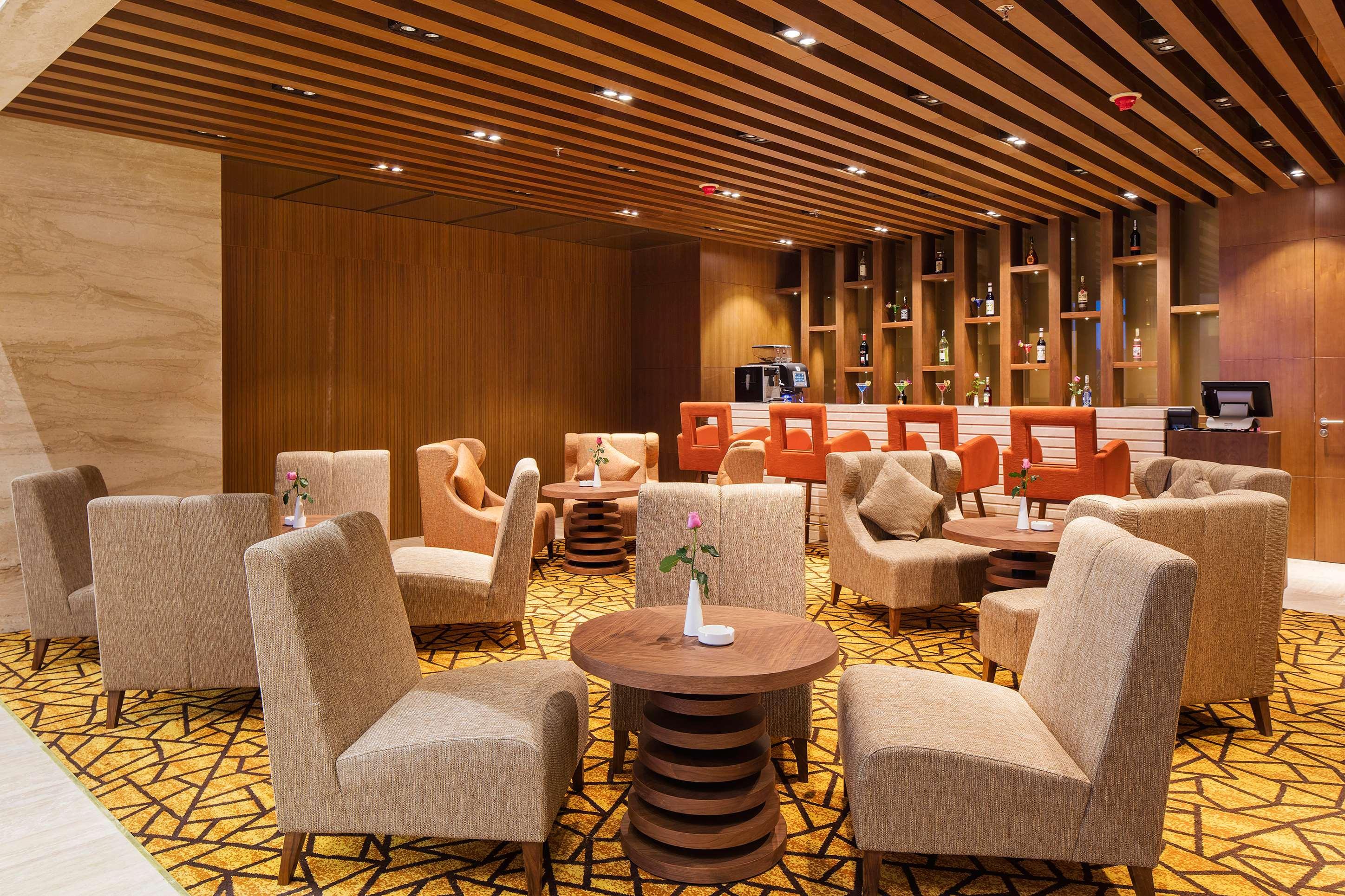 Hotel Wyndham Legend Halong 5*
