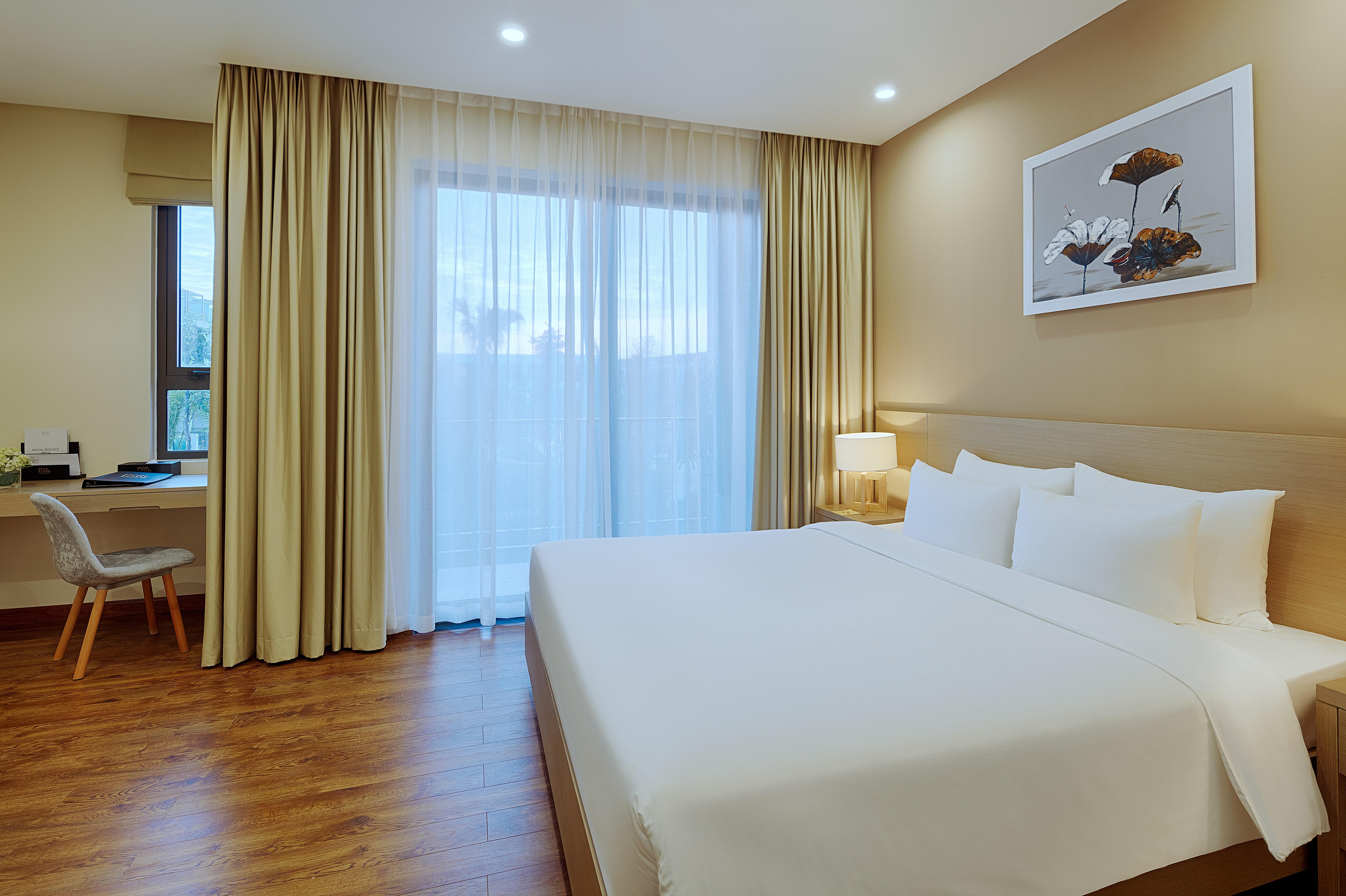 Resort Royal Lotus & 4*