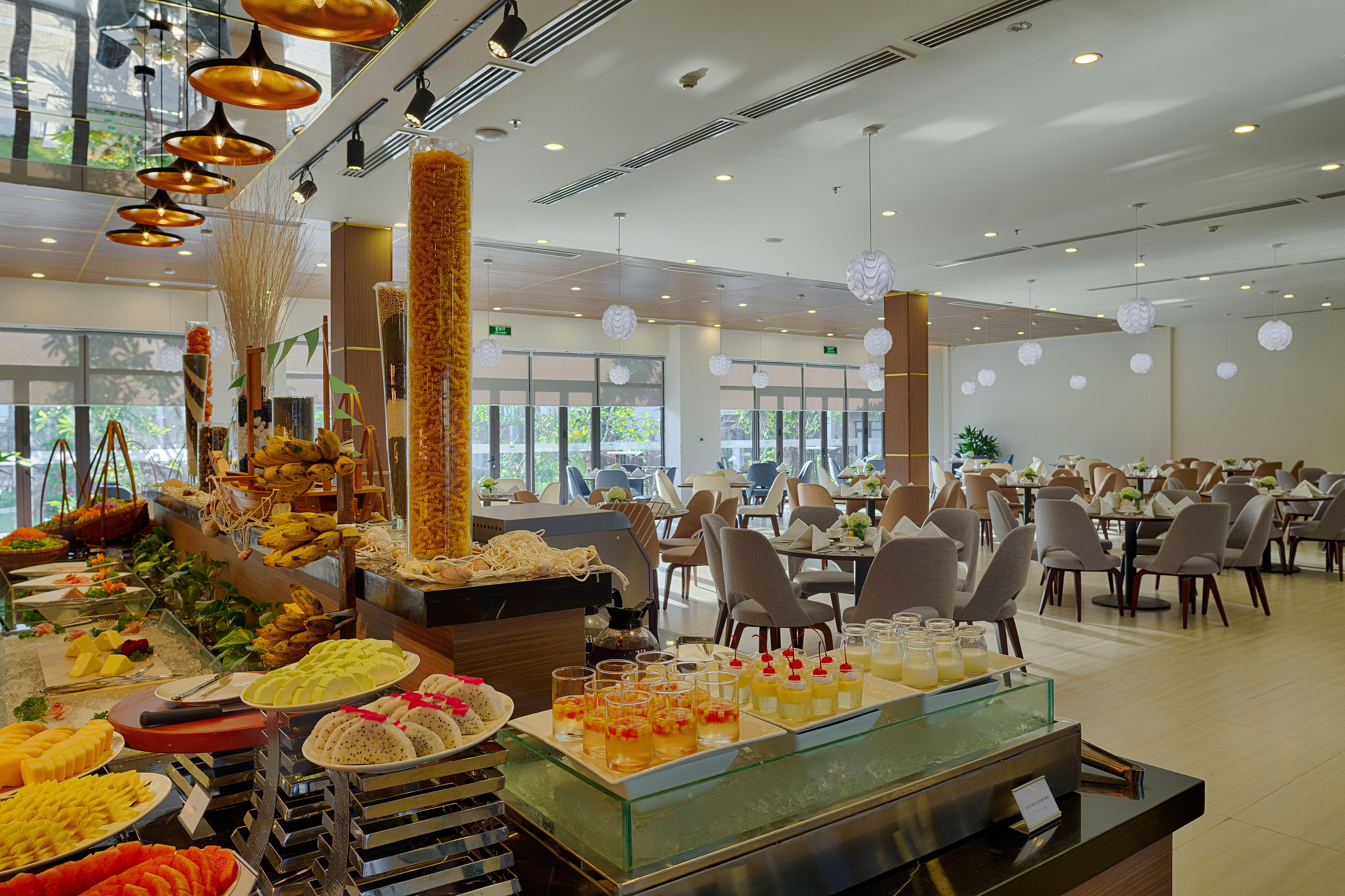 Royal Lotus & Resort Ha Long