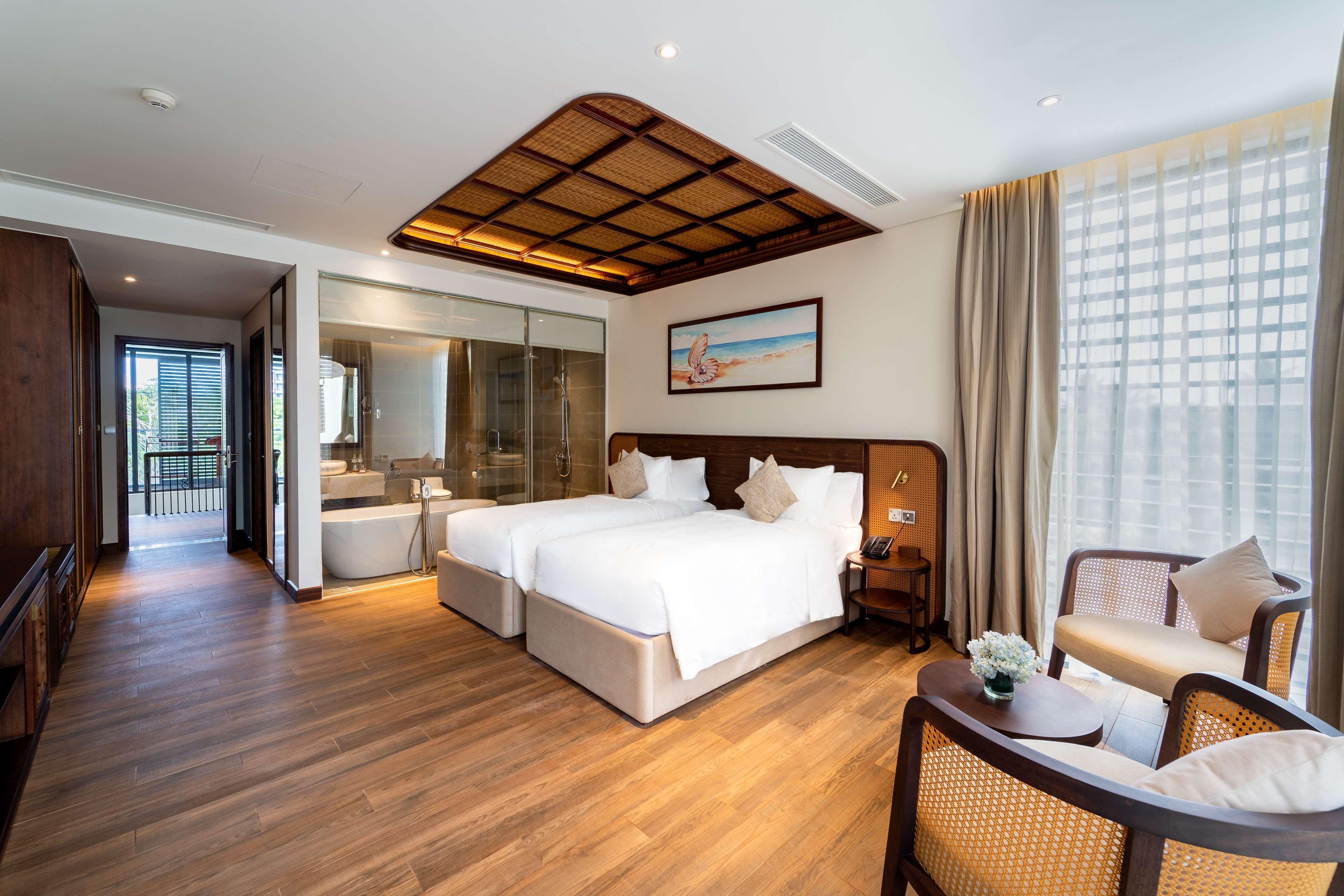 Resort Western Premier Sonasea