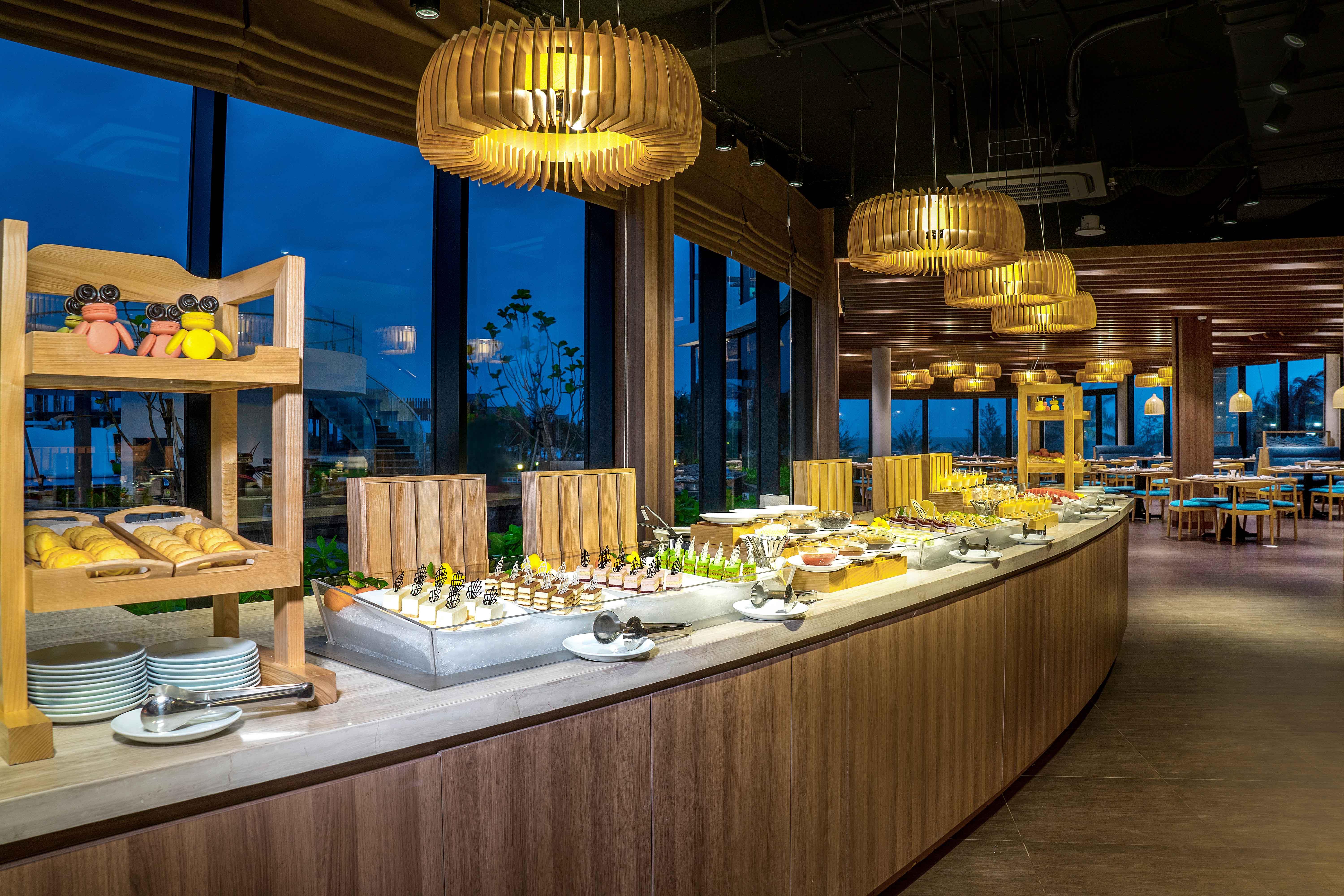 Oceanami & Club - Managed By Oceanami Group Long Hai