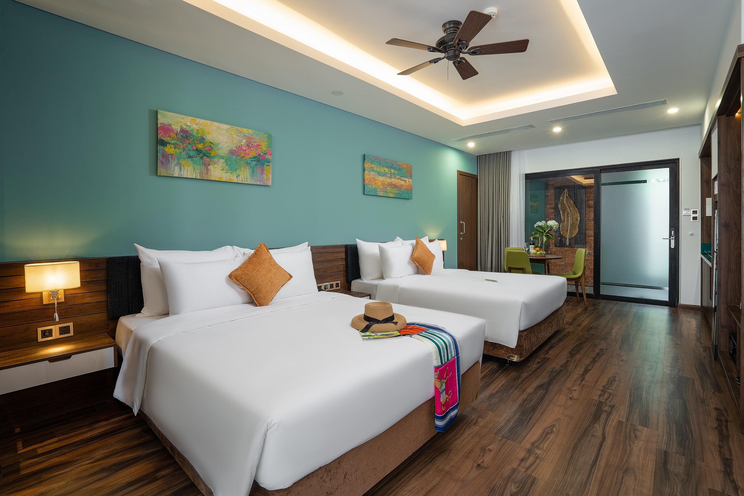 Hotel Chi House And 4*