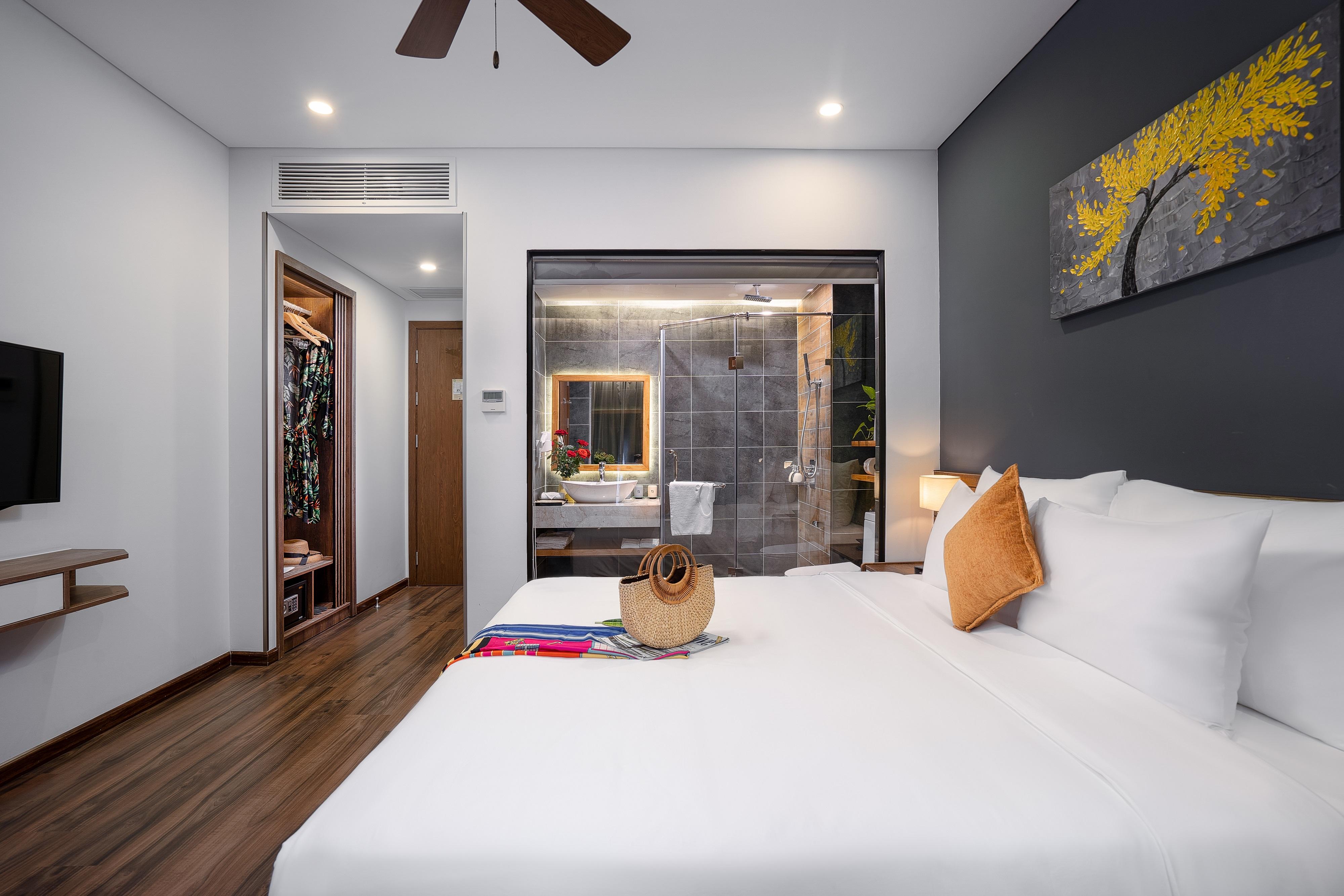 Chi House And Hotel 4*
