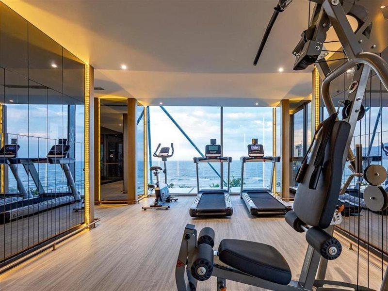 Le Sands Oceanfront