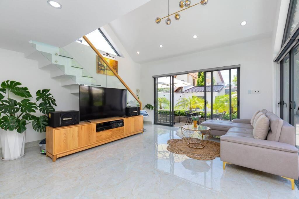 Bai Sau Vip Near Villa Vung Tau