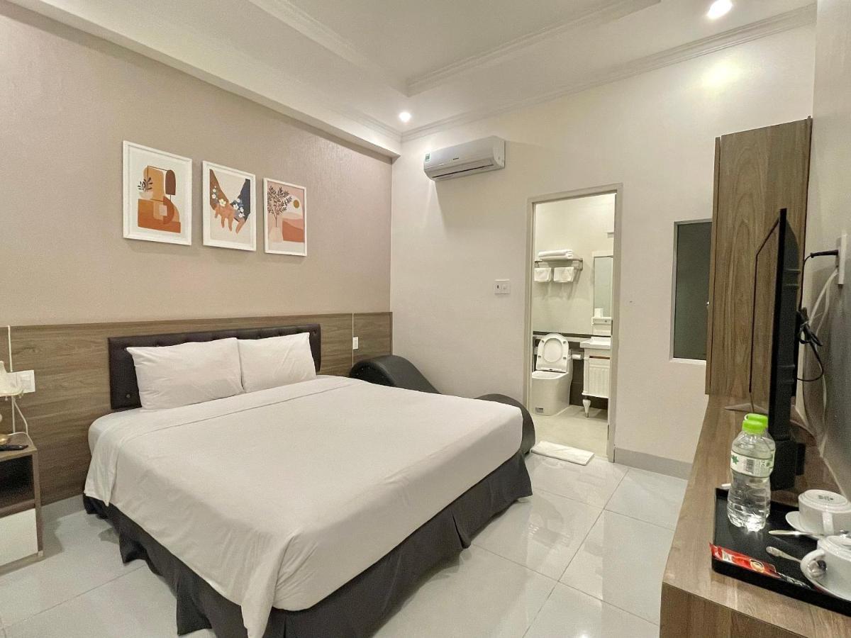 Amora & 3* Vung Tau