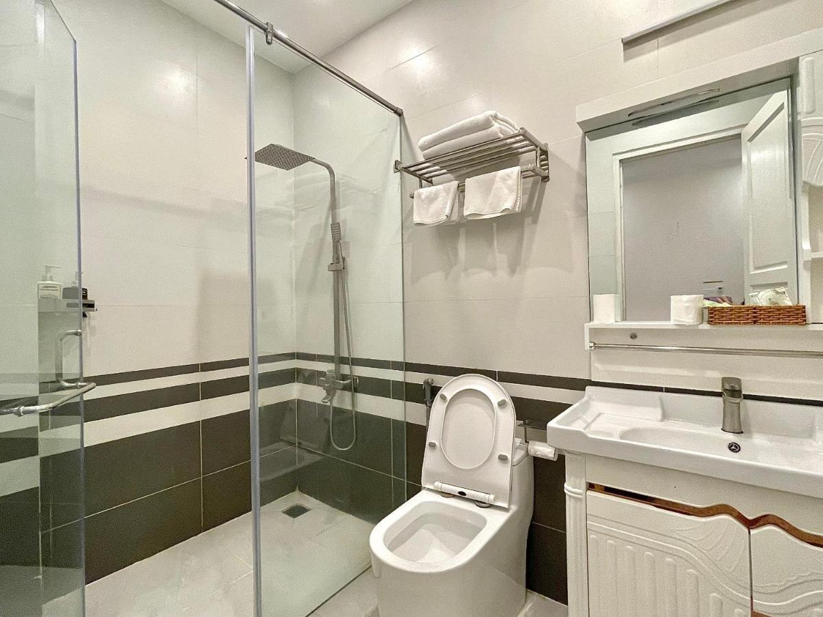 Aparthotel Amora & 3*