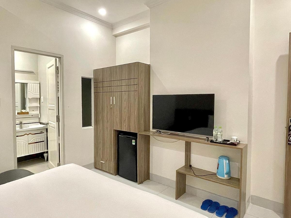 Aparthotel Amora & 3*