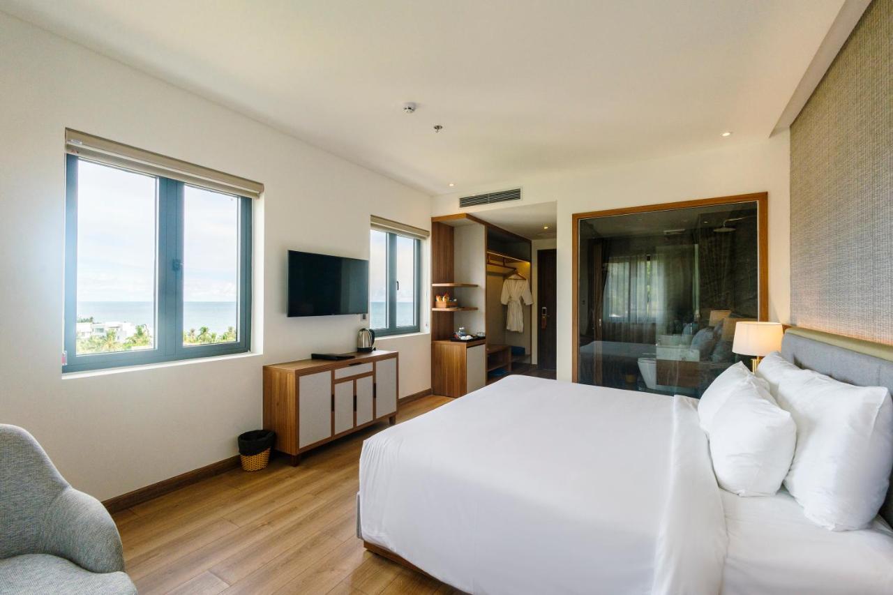 The Tahiti Hotel