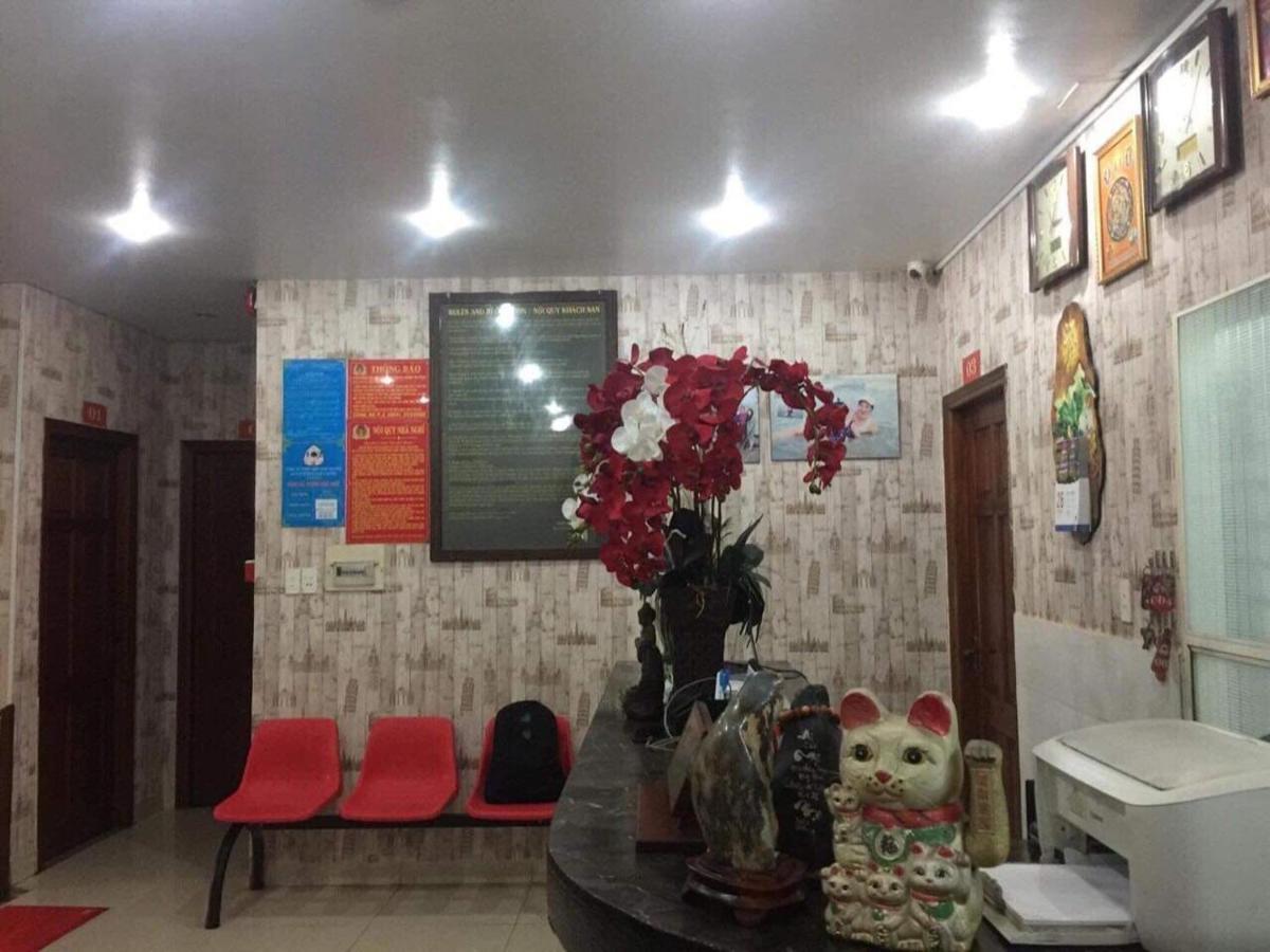 Khách sạn Lucys
